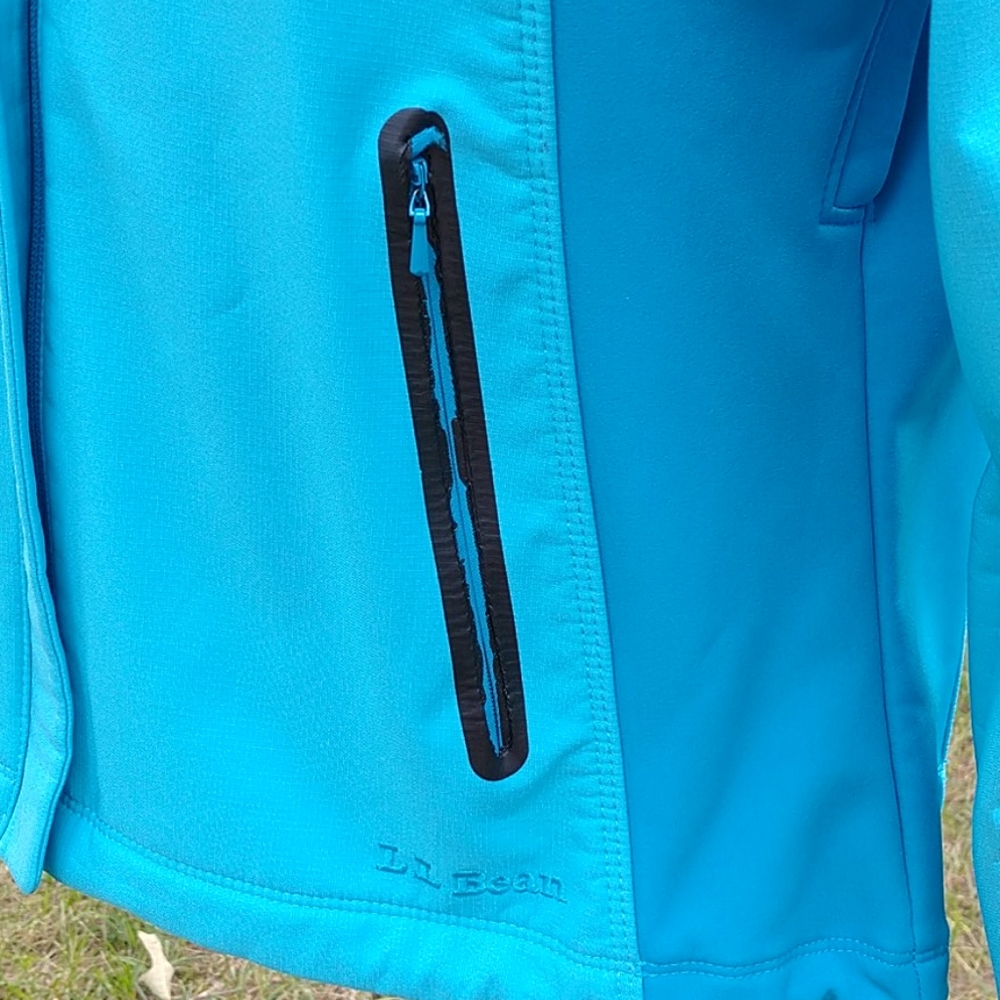 L. L. Bean Lightweight Jacket - Picture 6 of 13